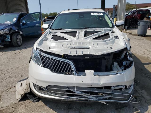 1LNHL9EK7GG602173 - 2016 LINCOLN MKS WHITE photo 5