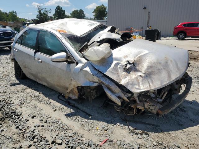 4T1BF1FK1CU052882 - 2012 TOYOTA CAMRY BASE SILVER photo 4