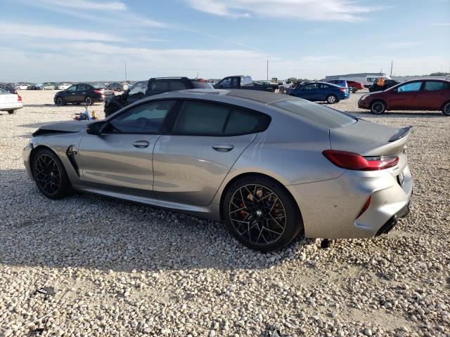 WBSGV0C07NCG84543 - 2022 BMW M8 GRAY photo 2