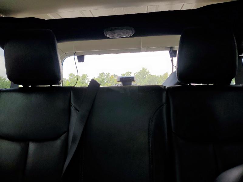 1C4BJWEG6JL867188 - 2018 JEEP WRANGLER U SAHARA Бежевий фото 10