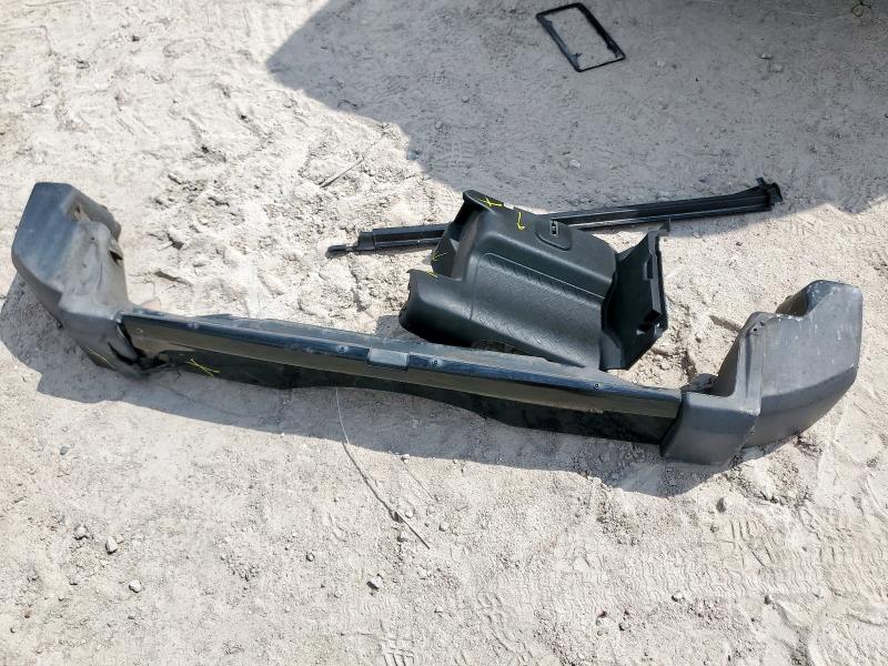 1C4BJWEG6JL867188 - 2018 JEEP WRANGLER U SAHARA Бежевий фото 13