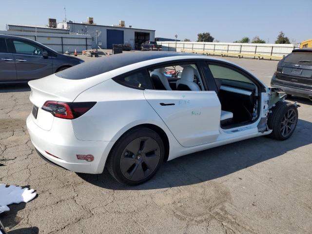 5YJ3E1EB0PF599945 - 2023 TESLA MODEL 3 WHITE photo 3