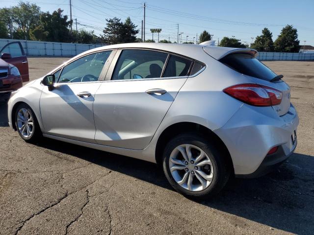 3G1BE6SM6KS590898 - 2019 CHEVROLET CRUZE LT ვერცხლისფერი ფოტო 2