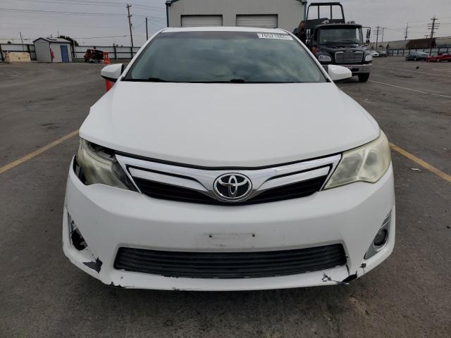 4T1BF1FK2CU510025 - 2012 TOYOTA CAMRY BASE WHITE photo 5