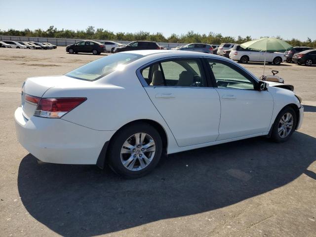 1HGCP2F41CA000748 - 2012 HONDA ACCORD LXP 白色 照片 3