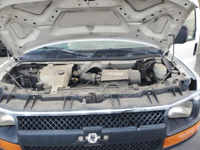 1GCFG15X971126623 - 2007 CHEVROLET EXPRESS G1 WHITE photo 12