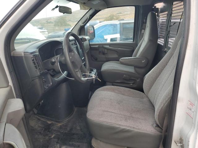 1GCFG15X971126623 - 2007 CHEVROLET EXPRESS G1 WHITE photo 7