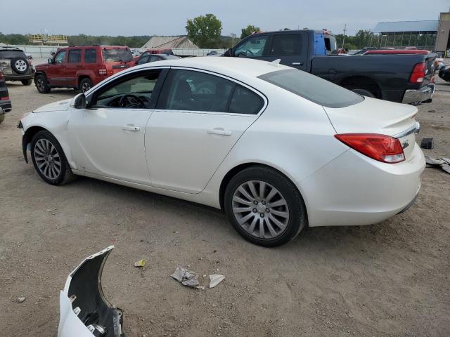 2G4GR5EK3C9140903 - 2012 BUICK REGAL WHITE photo 4