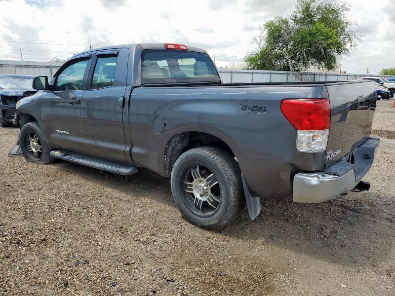 5TFRU5F17DX028710 - 2013 TOYOTA TUNDRA DOUBLE CAB SR5 GRAY photo 2