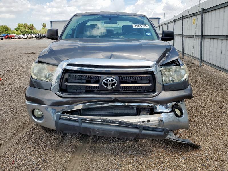 5TFRU5F17DX028710 - 2013 TOYOTA TUNDRA DOUBLE CAB SR5 GRAY photo 5