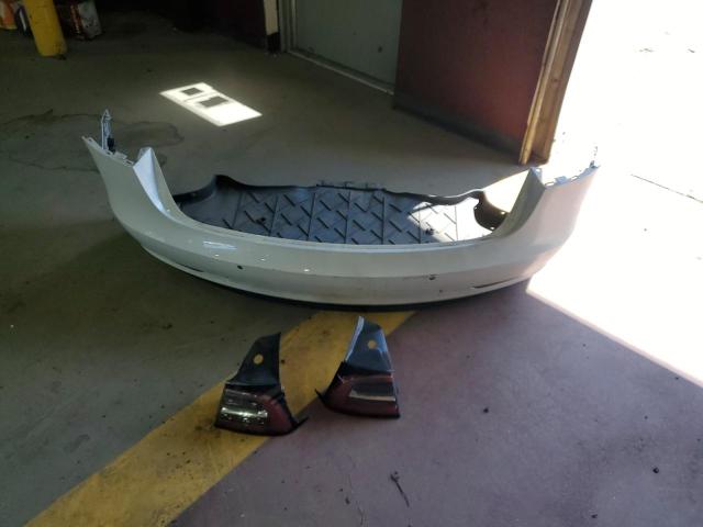 5YJ3E1EA6NF368617 - 2022 TESLA MODEL 3 WHITE photo 12