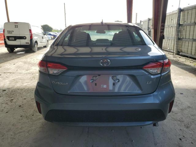 5YFEPMAE7MP168958 - 2021 TOYOTA COROLLA LE ნაცრისფერი ფოტო 6