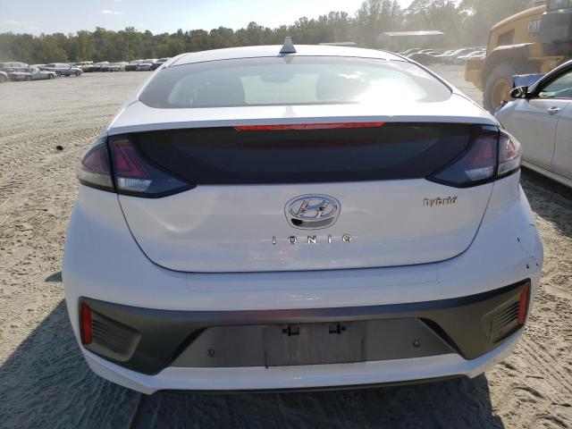 KMHC05LC0LU223860 - 2020 HYUNDAI IONIQ LIMITED WHITE photo 6