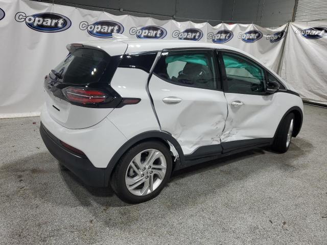 1G1FW6S02P4187584 - 2023 CHEVROLET BOLT EV 1LT WHITE photo 3