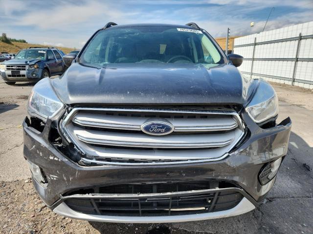 1FMCU0GDXJUC59885 - 2018 FORD ESCAPE SE ნაცრისფერი ფოტო 5