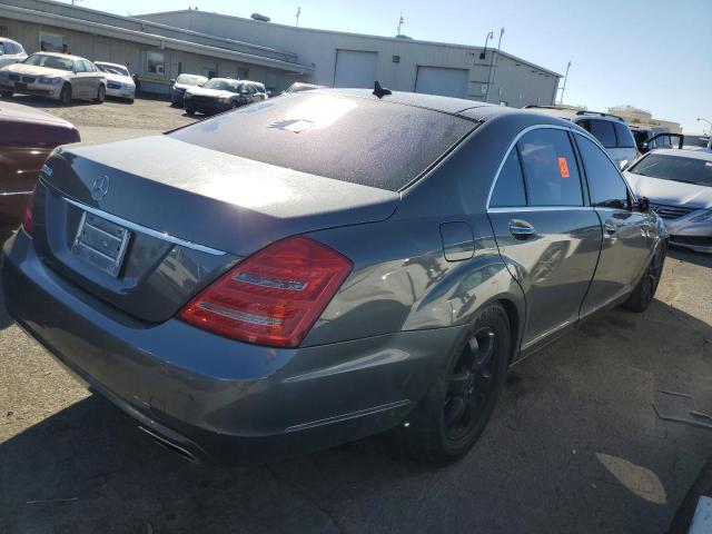 WDDNG9FB7AA301493 - 2010 MERCEDES-BENZ S 400 GRAY photo 3