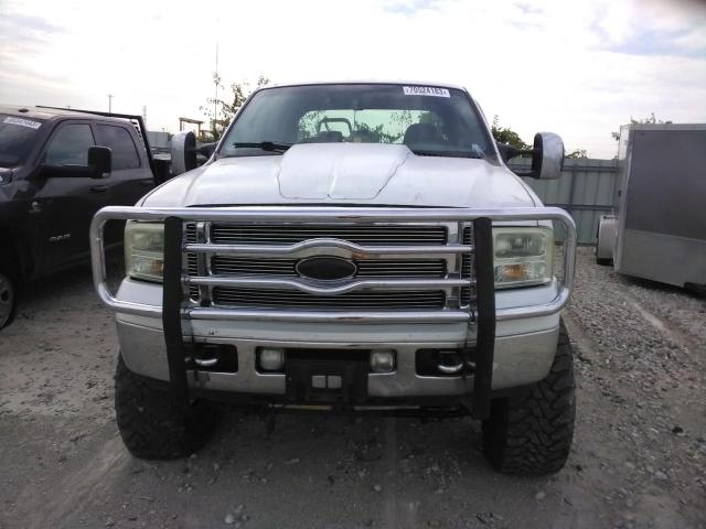 1FTWW31P76EC68951 - 2006 FORD F350 SRW SUPER DUTY WHITE photo 5