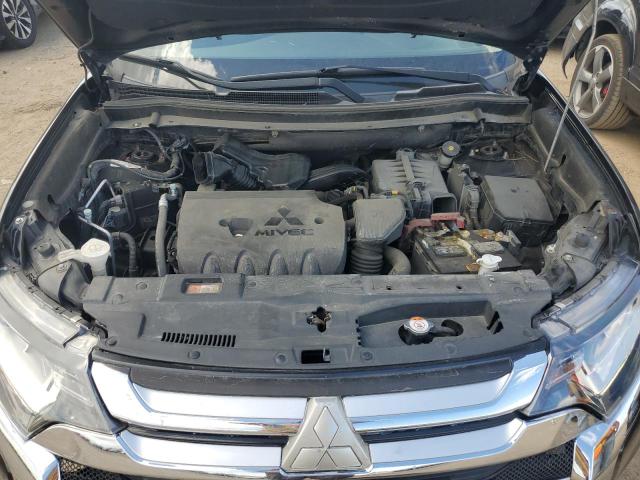 JA4AD2A32HZ031426 - 2017 MITSUBISHI OUTLANDER ES BLACK photo 11