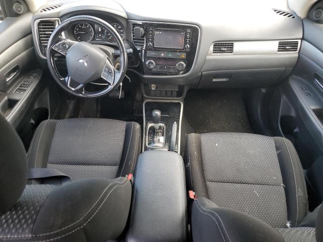 JA4AD2A32HZ031426 - 2017 MITSUBISHI OUTLANDER ES BLACK photo 8