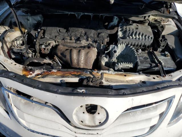 4T1BF3EKXAU557846 - 2010 TOYOTA CAMRY BASE Білий фото 21