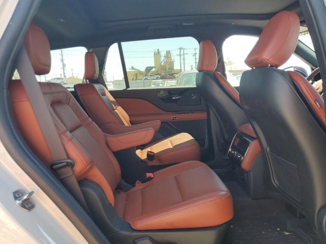 5LM5J7XC3SGL00436 - 2025 LINCOLN AVIATOR RESERVE Бежевый фото 11