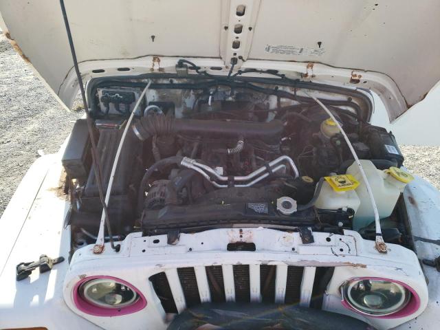 1J4FA59S72P761248 - 2002 JEEP WRANGLER / SAHARA WHITE photo 11