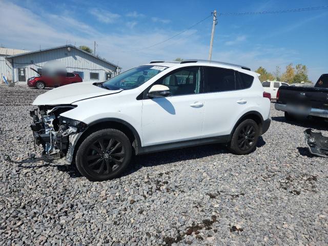 2014 TOYOTA RAV4 XLE, null