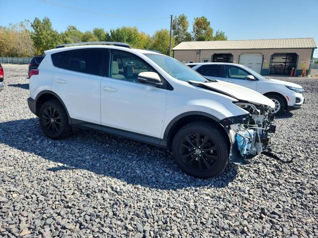 2T3RFREV8EW133543 - 2014 TOYOTA RAV4 XLE WHITE photo 4