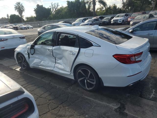 1HGCV1F34JA170705 - 2018 HONDA ACCORD SPORT WHITE photo 2