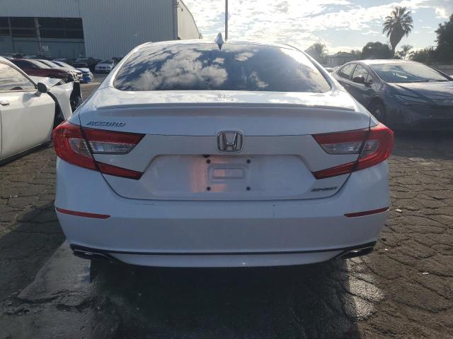 1HGCV1F34JA170705 - 2018 HONDA ACCORD SPORT WHITE photo 6