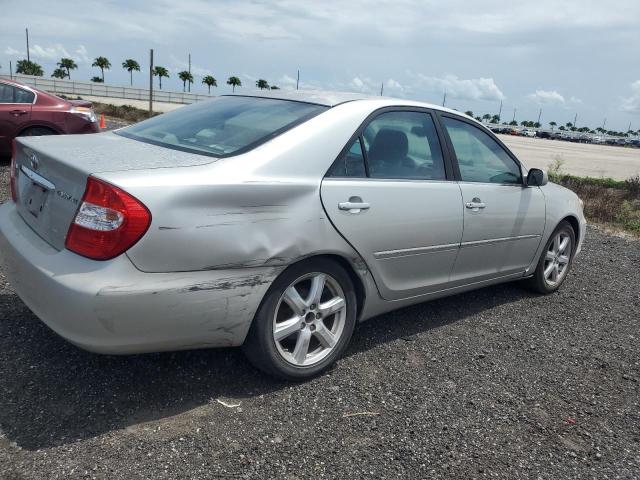 4T1BE32K34U299536 - 2004 TOYOTA CAMRY LE SILVER photo 3