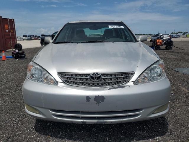 4T1BE32K34U299536 - 2004 TOYOTA CAMRY LE SILVER photo 5