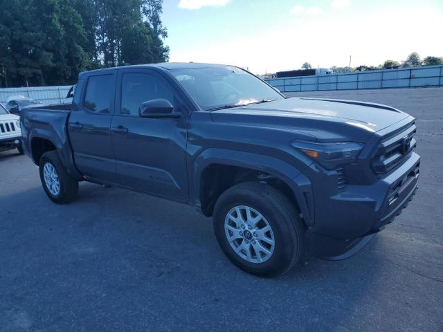 3TMLB5JN3SM159092 - 2025 TOYOTA TACOMA DOUBLE CAB GRAY photo 4