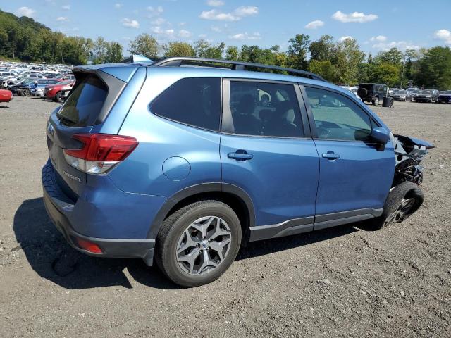 JF2SKAGC1KH549513 - 2019 SUBARU FORESTER PREMIUM BLUE photo 3