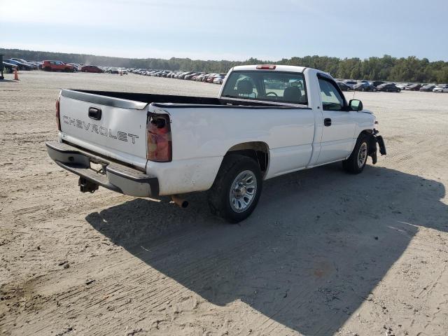 1GCEC14X05Z331173 - 2005 CHEVROLET SILVERADO C1500 WHITE photo 3