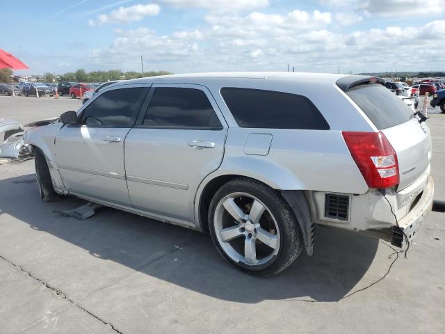 2D4FV47T37H610888 - 2007 DODGE MAGNUM SE SILVER photo 2