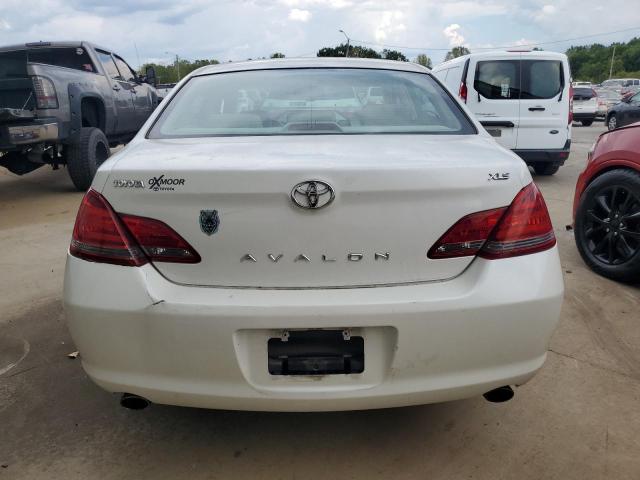 4T1BK36B88U269814 - 2008 TOYOTA AVALON XL WHITE photo 6