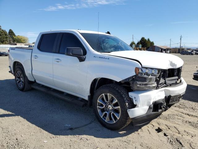 3GCPYEEK8LG213289 - 2020 CHEVROLET SILVERADO K1500 RST WHITE photo 4