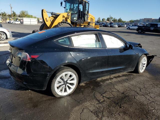 5YJ3E1EAXNF304466 - 2022 TESLA MODEL 3 BLACK photo 3