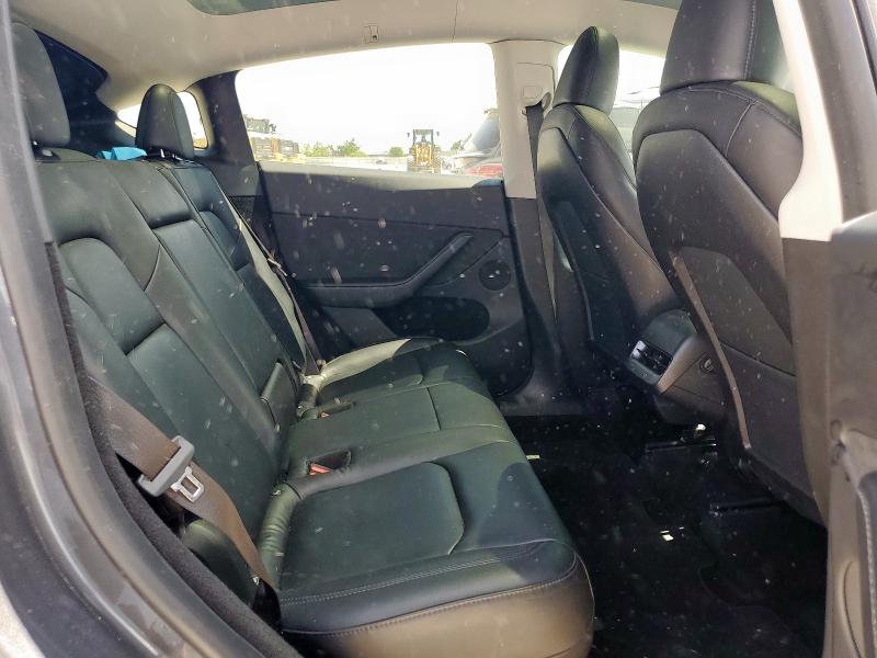 7SAYGDEE1PA159079 - 2023 TESLA MODEL Y Сұр фото 10
