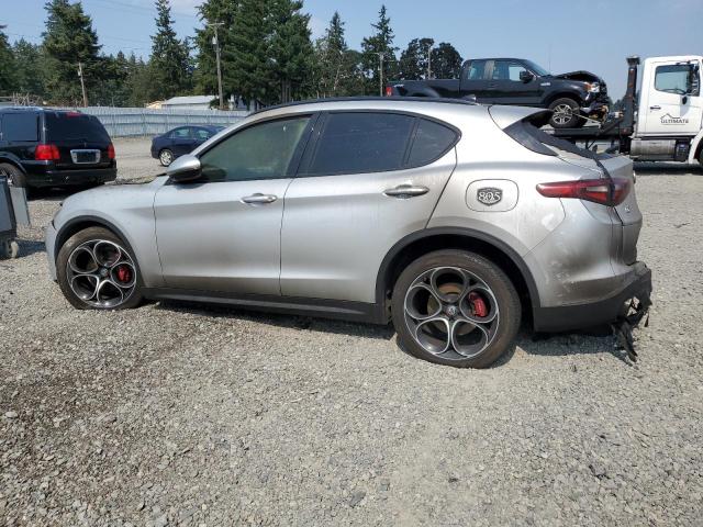 ZASPAKBN3K7C69546 - 2019 ALFA ROMEO STELVIO TI SILVER photo 2