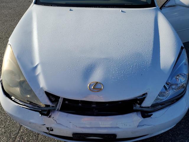 JTHBA30GX45008411 - 2004 LEXUS ES 330 WHITE photo 11