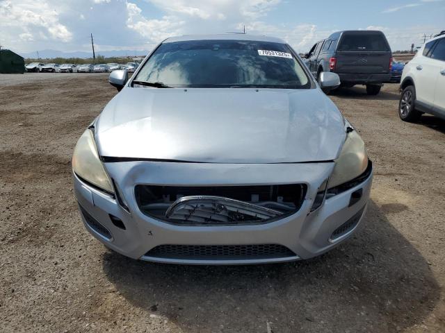 YV1612FS4D2202047 - 2013 VOLVO S60 T5 SILVER photo 5