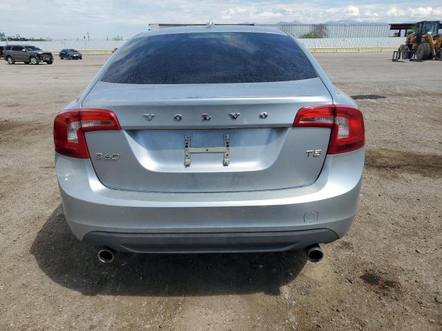 YV1612FS4D2202047 - 2013 VOLVO S60 T5 SILVER photo 6