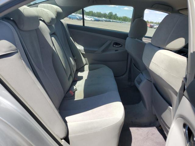 4T1BF3EK8AU063372 - 2010 TOYOTA CAMRY BASE Күміс фото 10