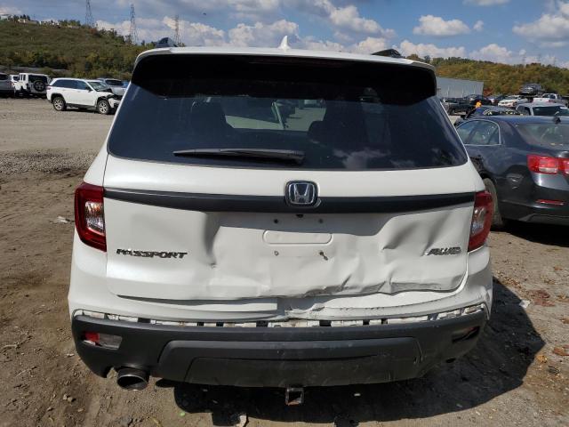 5FNYF8H5XMB011059 - 2021 HONDA PASSPORT EXL WHITE photo 6