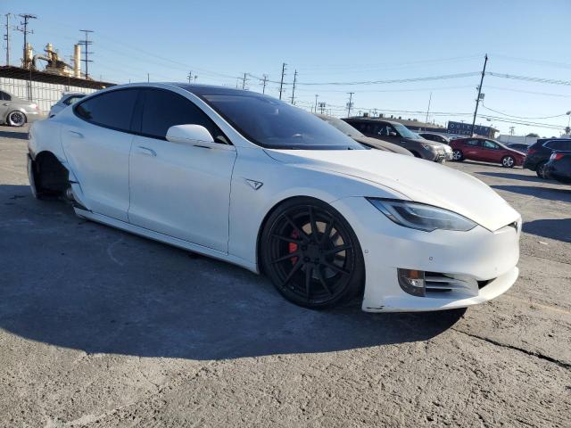 5YJSA1E43GF146640 - 2016 TESLA MODEL S Білий фото 4