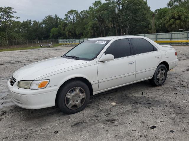 2000 TOYOTA CAMRY CE, 