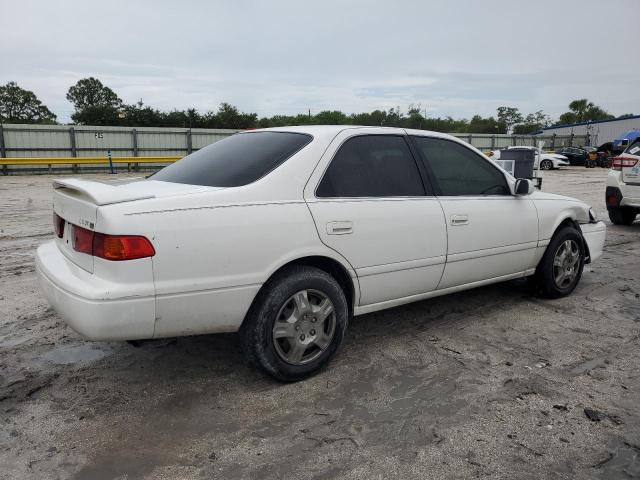 4T1BG22K9YU994159 - 2000 TOYOTA CAMRY CE WHITE photo 3