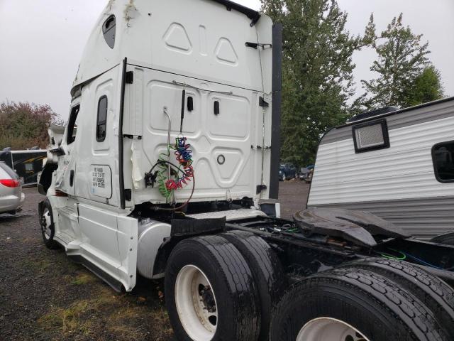 3AKJHHDR6LSLT6708 - 2020 FREIGHTLINER CASCADIA 1 WHITE photo 3